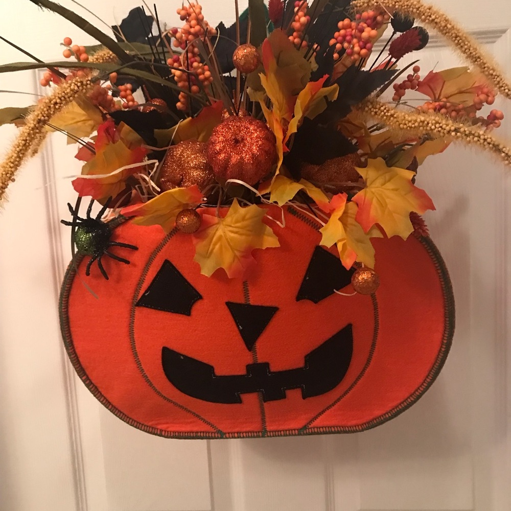 Happy pumpkin door or table arrangement